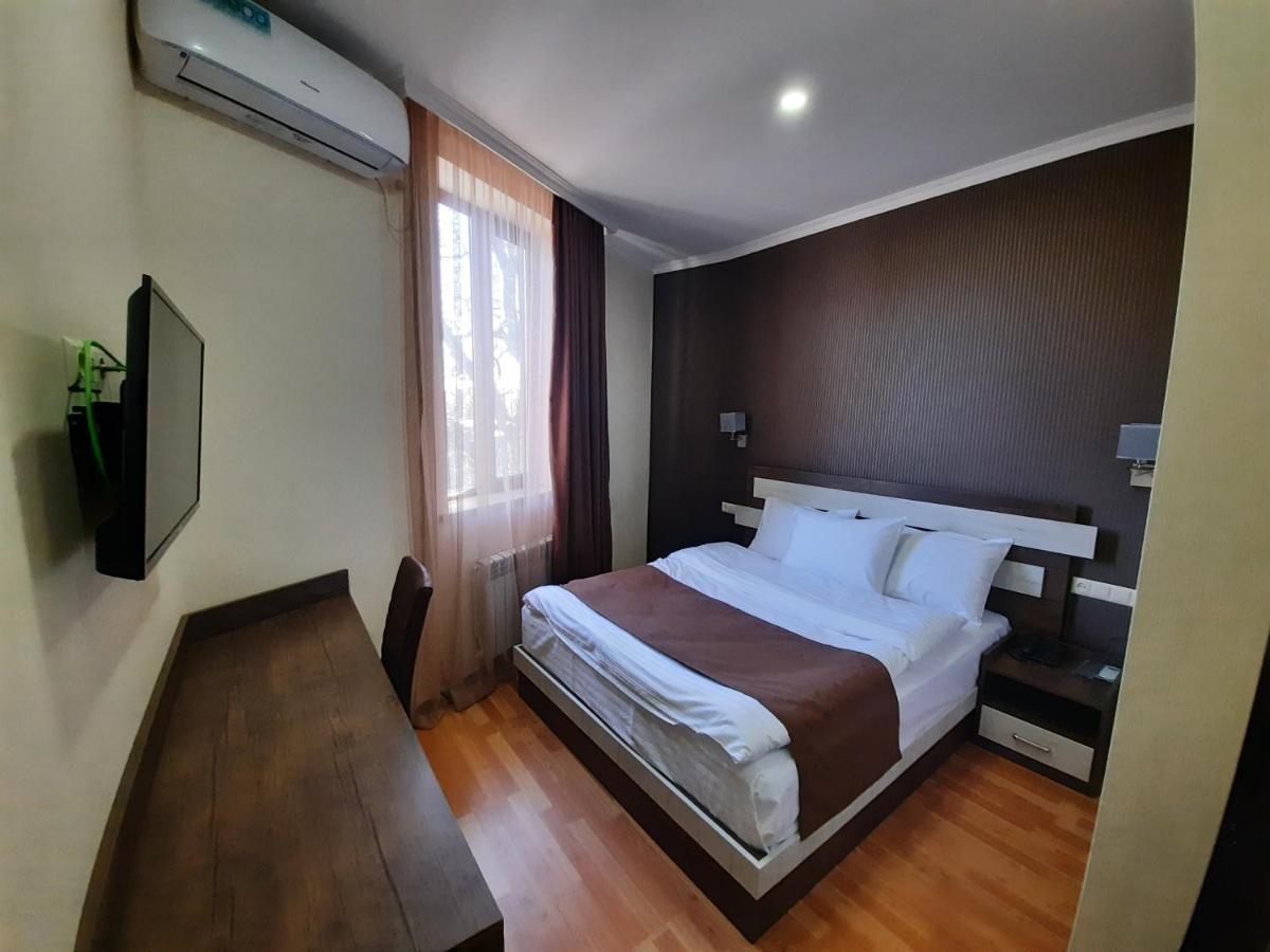 Cherry Garden Boutique Hotel Yeghegnadzor 외부 사진