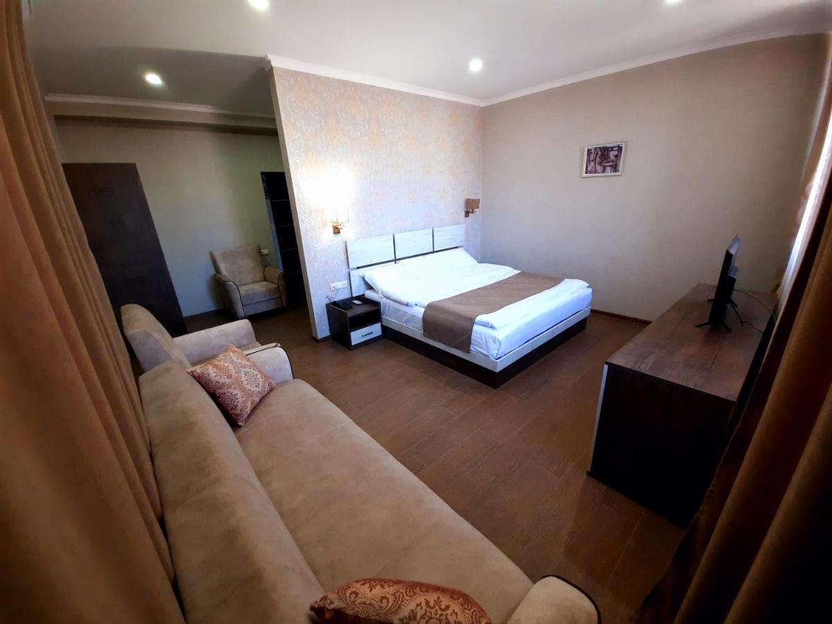 Cherry Garden Boutique Hotel Yeghegnadzor 외부 사진